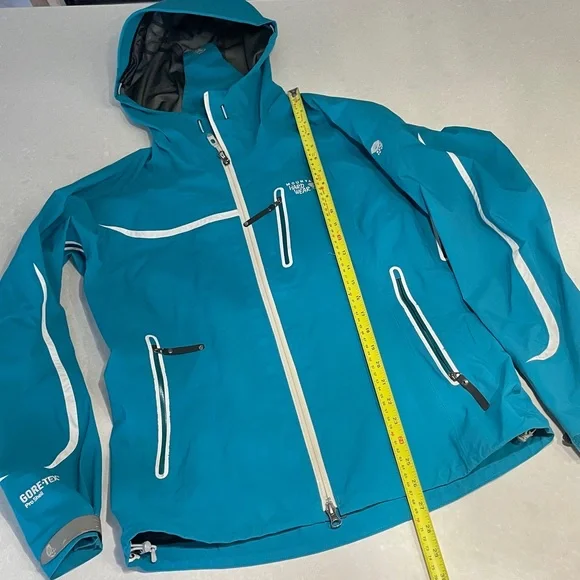Mountain Hard Wear GoreTex Woman Size M jacket ⭐️⭐️⭐️⭐️ - Picture 11 of 17